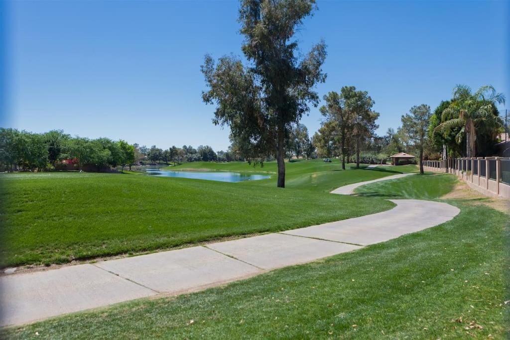 Gated Ocotillo House, Pool Heater, Bbq, Golf Views 챈들러 외부 사진